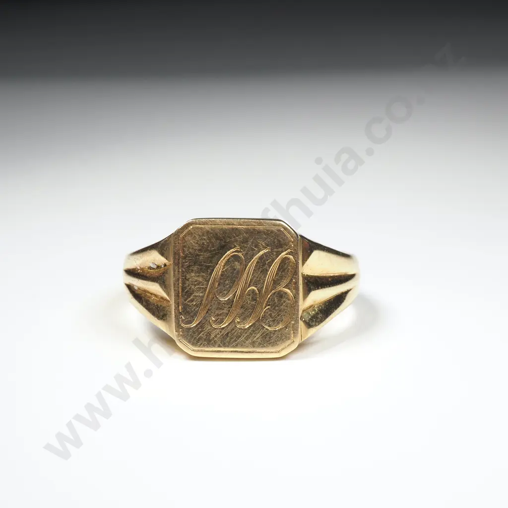 18ct Gold Ring Image 1++
