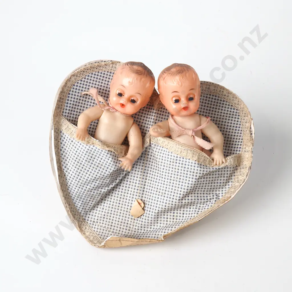 Vintage 1960's Blinking Doll Twins in Original Heart Pocket Image 1++