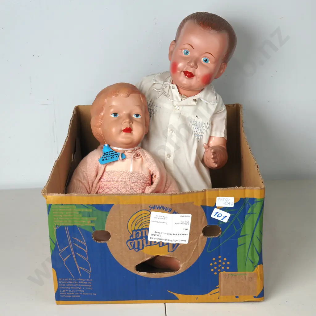 Box of Two Dolls Image 1++