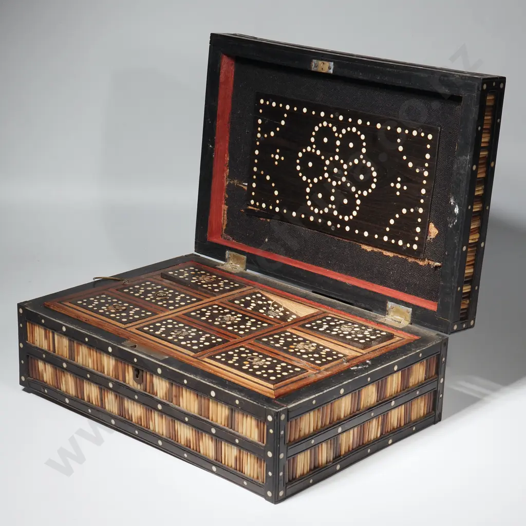Porcupine/Pearl Box Inset w Bone w Interior Compartments A/F Image 1++