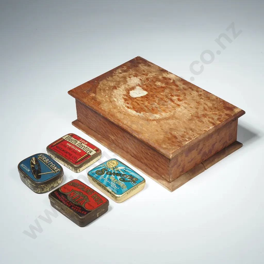 Small Rewarewa Box & Four Gramophone Tin Boxes  Image 1++