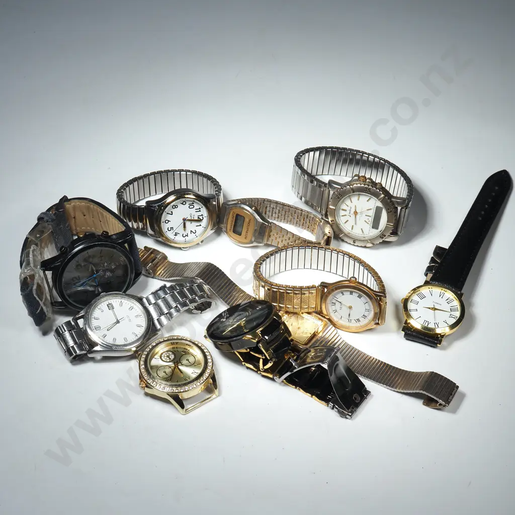 Large Assortment of Wristwatches Image 1++