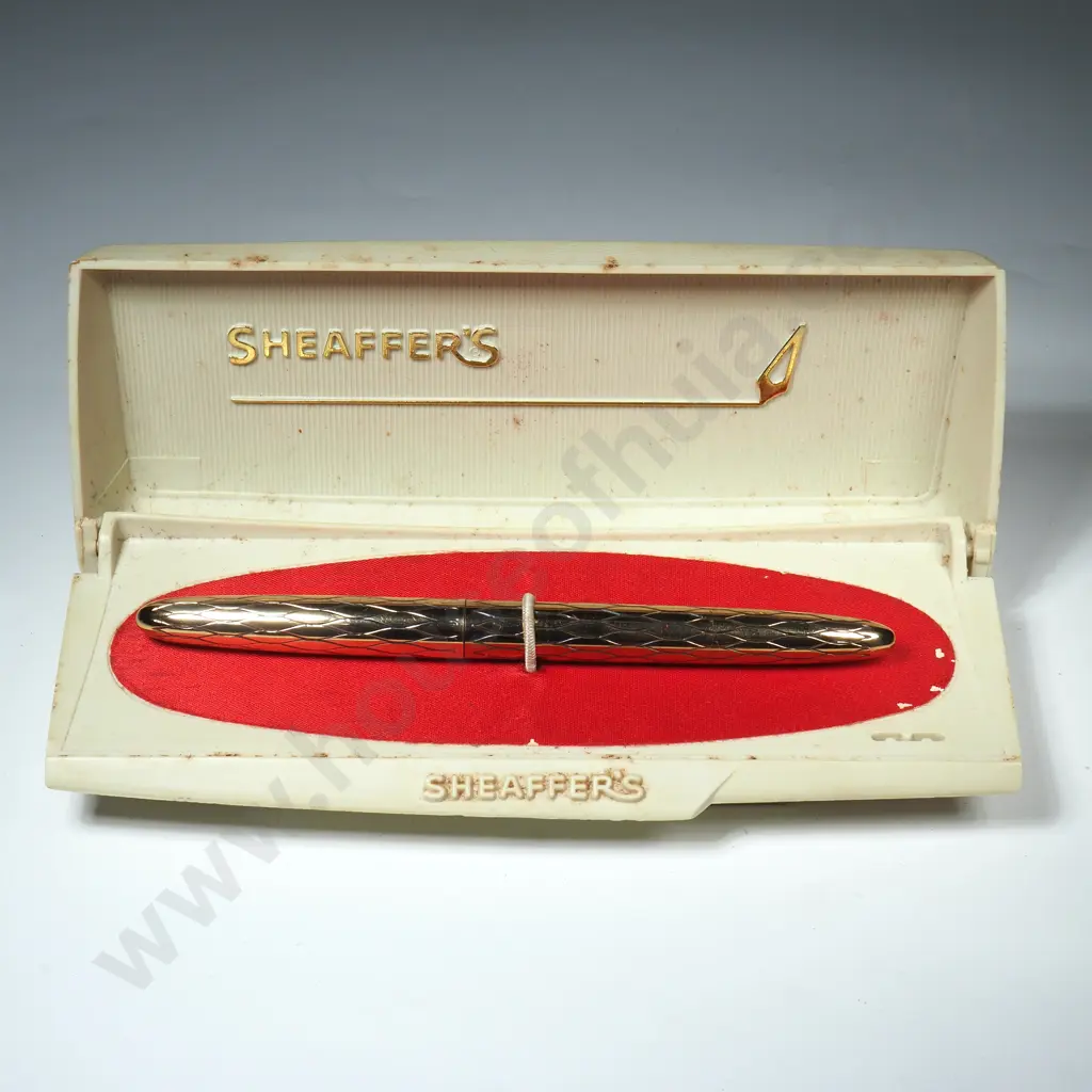 Vintage Cased Shaffer's Fountain Pen w Gold Nib Image 1++