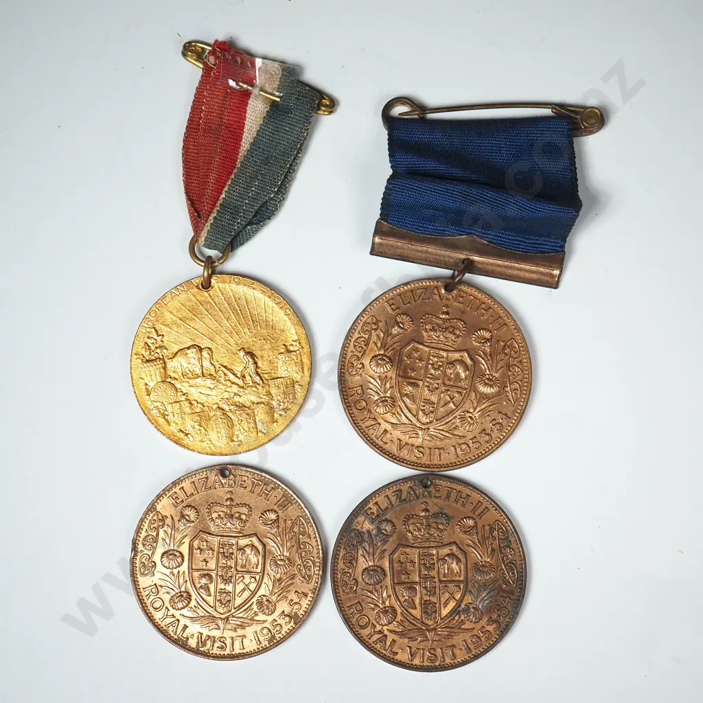 Assorted Vintage Medalettes  Image 1++
