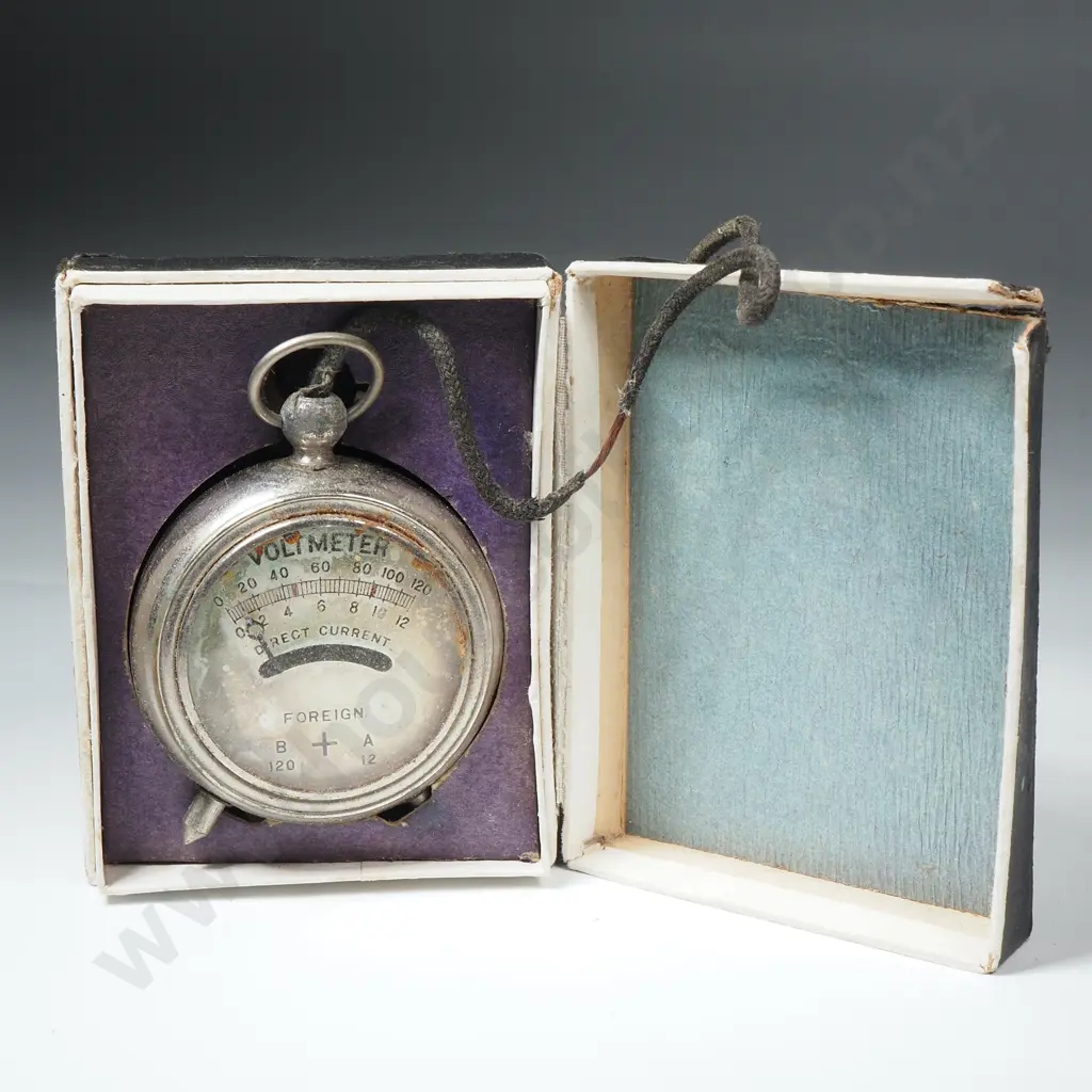 Antique Voltmeter in Box A/F Image 1++