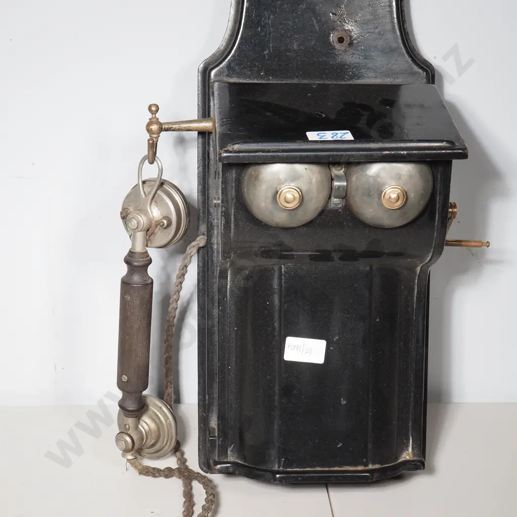 Antique L.M. Ericsson? Metal  Fiddleback Wall Telephone w Crank Image 1++