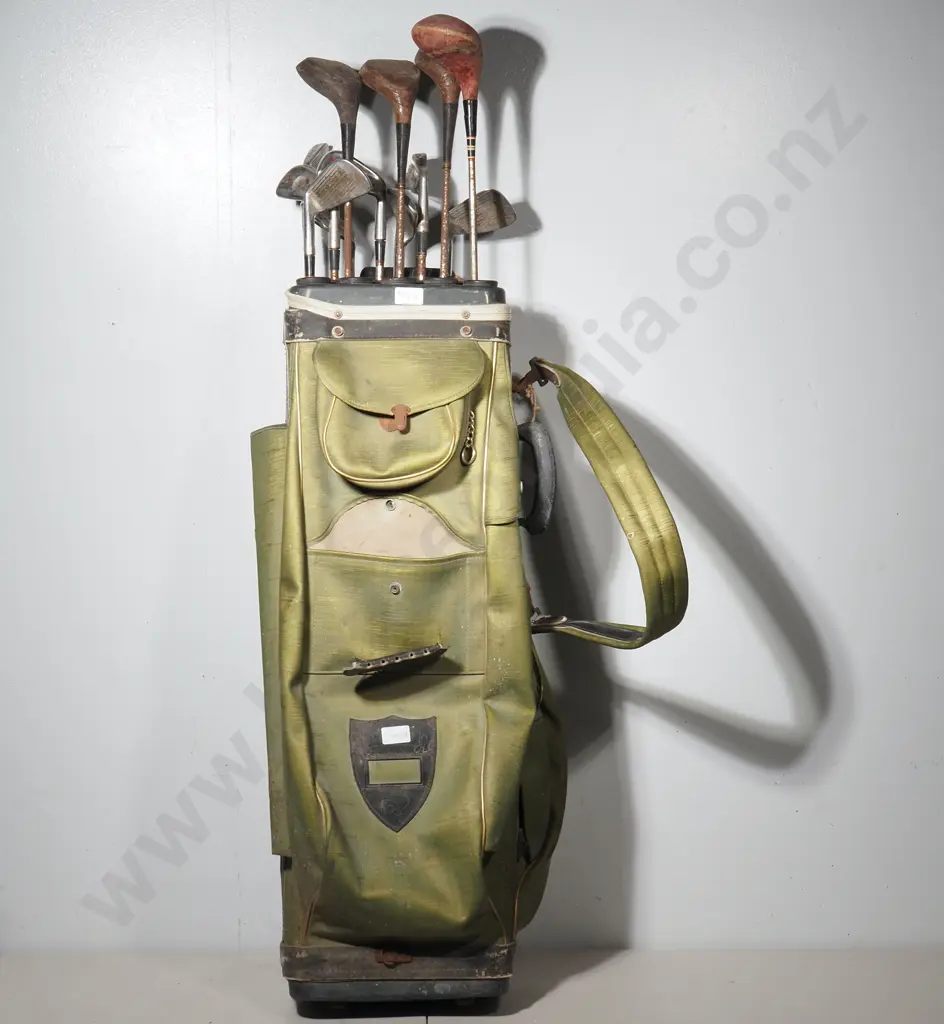 Mid Century  'Vogue' Green Vinyl Bag & Accompanying Golf Clubs, Made in New Zealand Image 1++