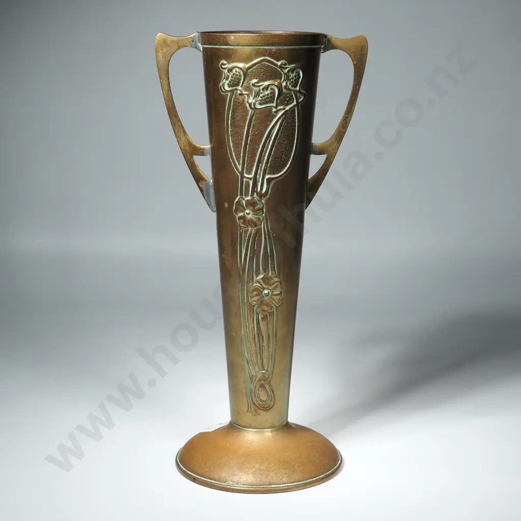 English Art Nouveau Beldray Brass Vase - Repair to Handles Image 1++