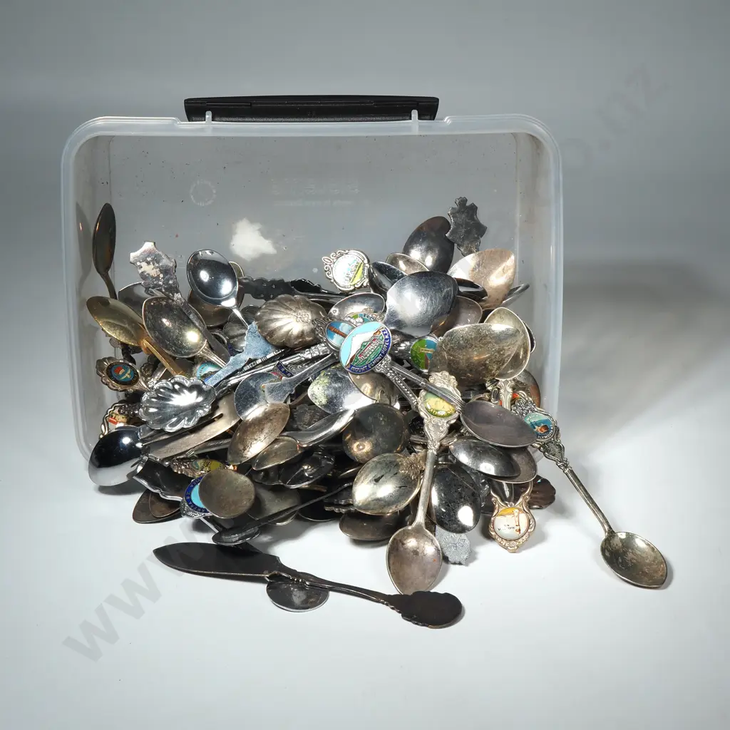 Large Quantity of Souvenir Spoons Image 1++
