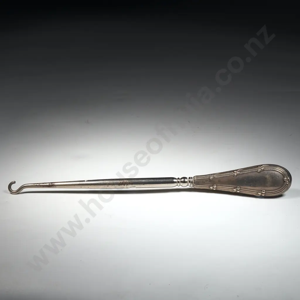 Sterling Silver Boot hook. Birm 1908. Image 1++
