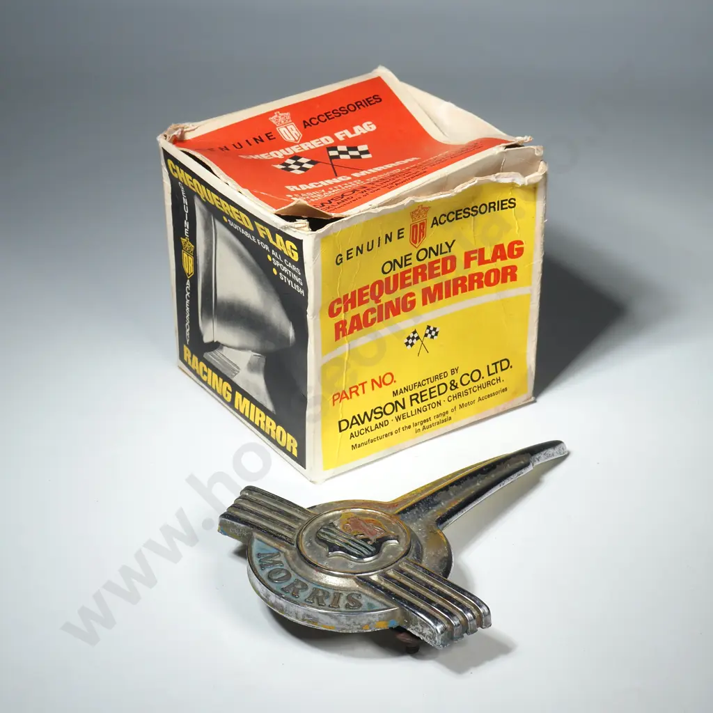 Morris Minor 1000 Chrome Bonnet Emblem Traveller & Tourer & a Boxed Part Racing Mirror (incomplete) Image 1++