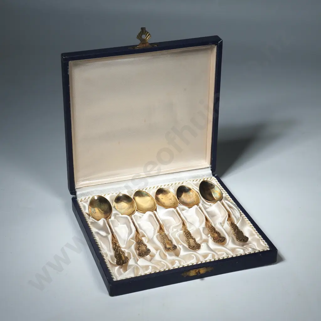 Sterling Silver Cased Gilt Coffee Spoons Image 1++