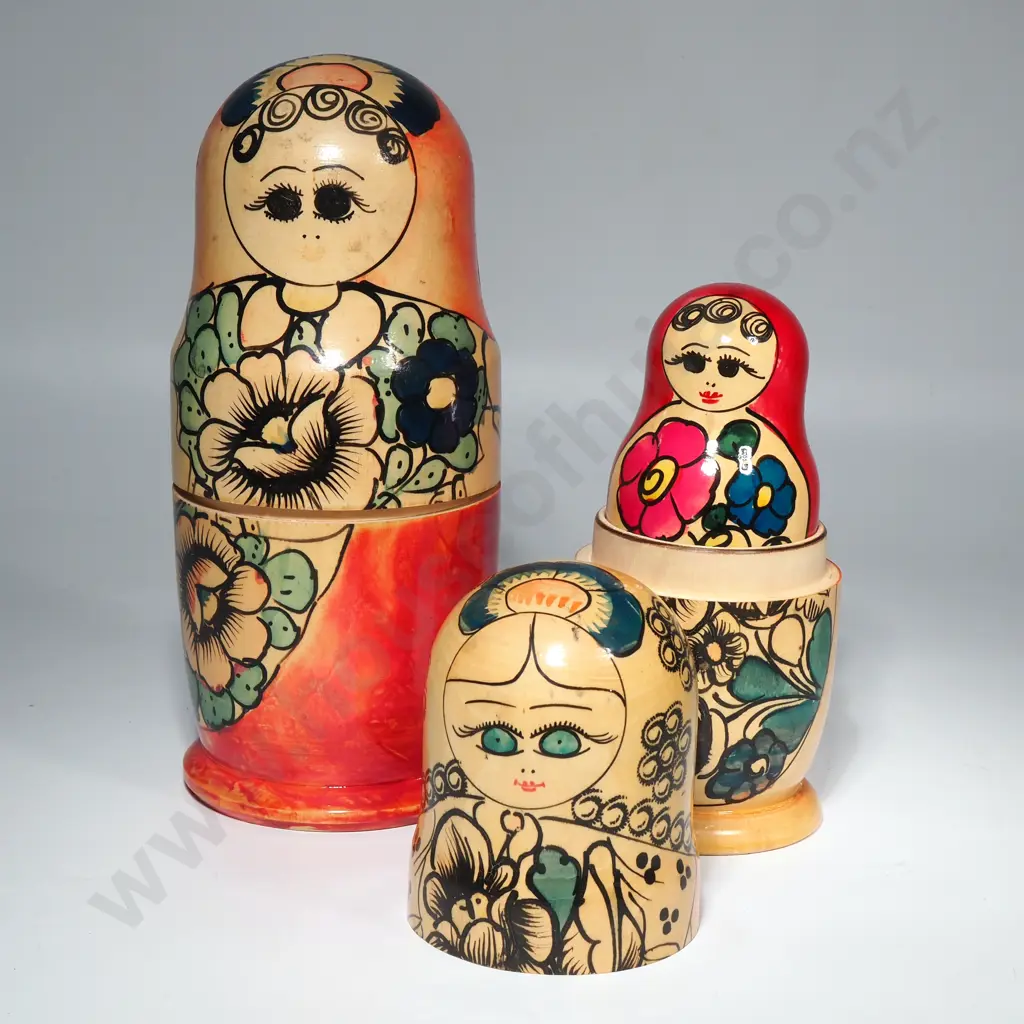 Vintage Set of Six Russian Nesting Dolls & A Vintage Set of Three Russian Nesting Dolls Image 1++