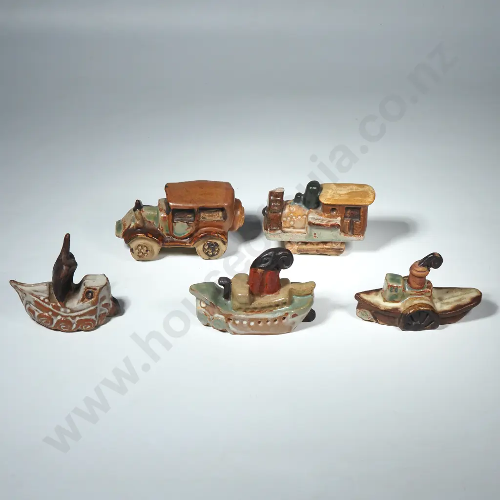 Five Tremar Miniature Transport Themed Pottery Figures from Cornwall Image 1++
