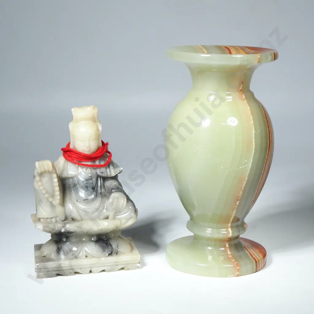 Soapstone Figure of Confucius & Onyx Vase Image 1++