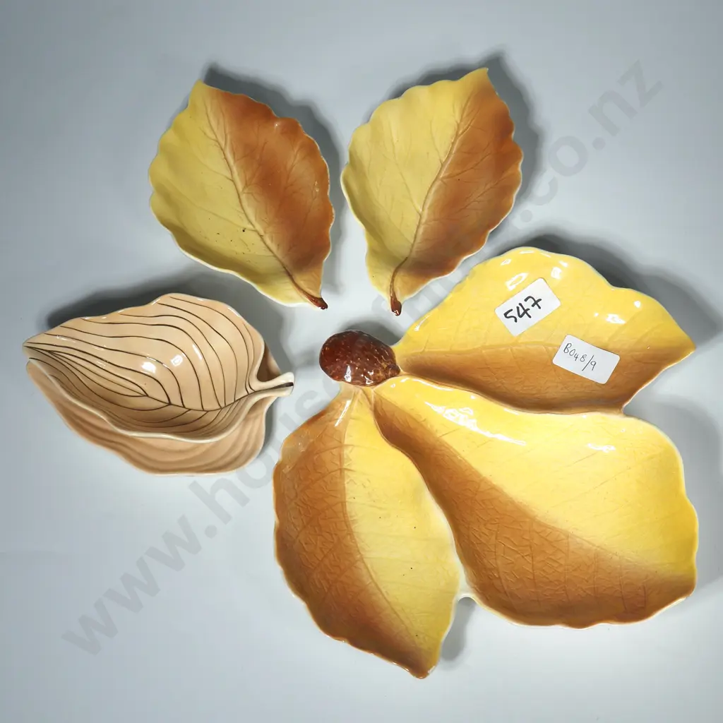 Small Carlton Ware Leaf Bowl Dish w Underplate & Royal Winton Divided Leaf Shaped Dish w Two Small Side Dishes Image 1++
