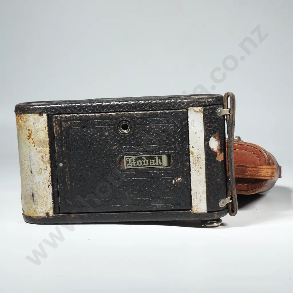 Vintage Kodak Eastman Camera & Case Image 1++