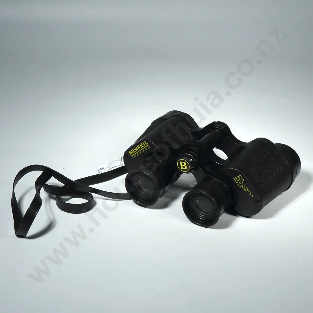 Bushnell 8 x 30 Binoculars Image 1++
