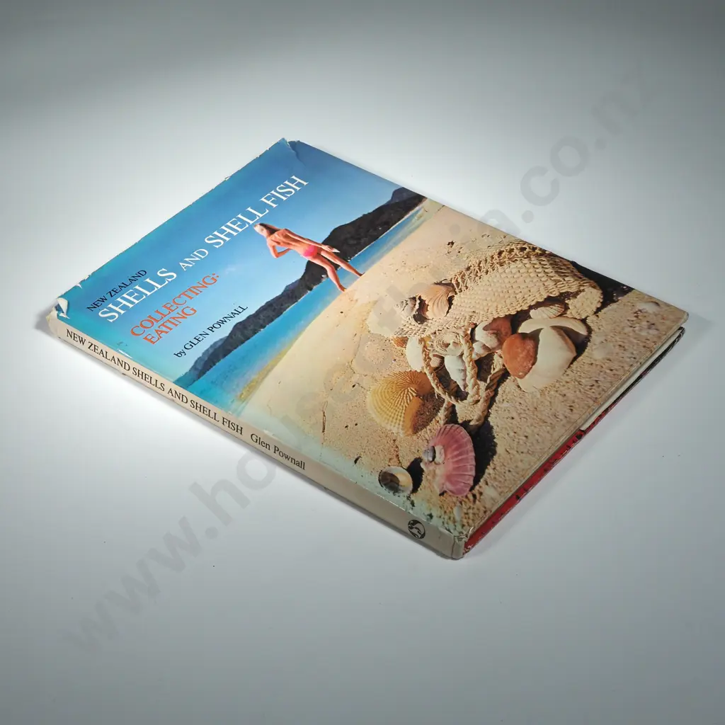 New Zealand Shells & Shell Fish - 1971 - 80pages - Colour - Cover A/F Image 1++