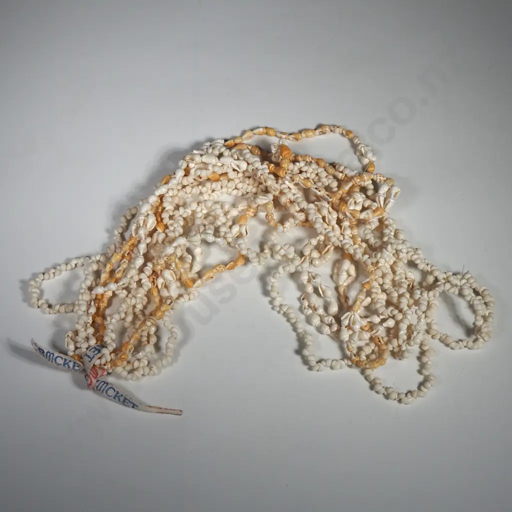 Beach-style Seashell Necklaces Image 1++