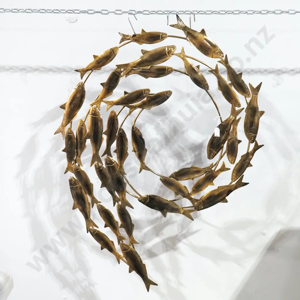 Circular Metal Fish Wall Art w Gold Finish Image 1++