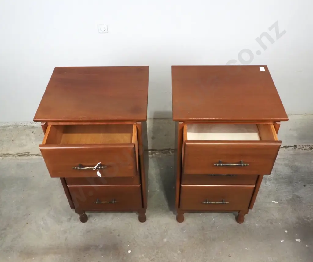 Pair Of Mid Century Modern Bedside Cabinets To Match The Above Lot. Image 1++
