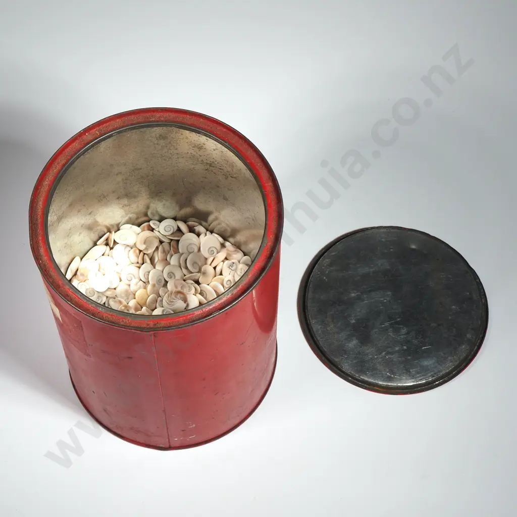 Vintage  Red Tin Containing a Large Quantity of Tiny Shells Image 1++
