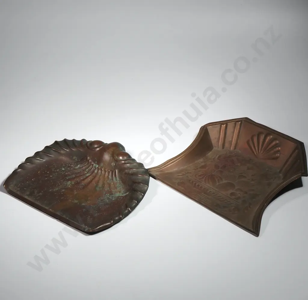 Two Art Nouveau Copper Dustpans  Image 1++