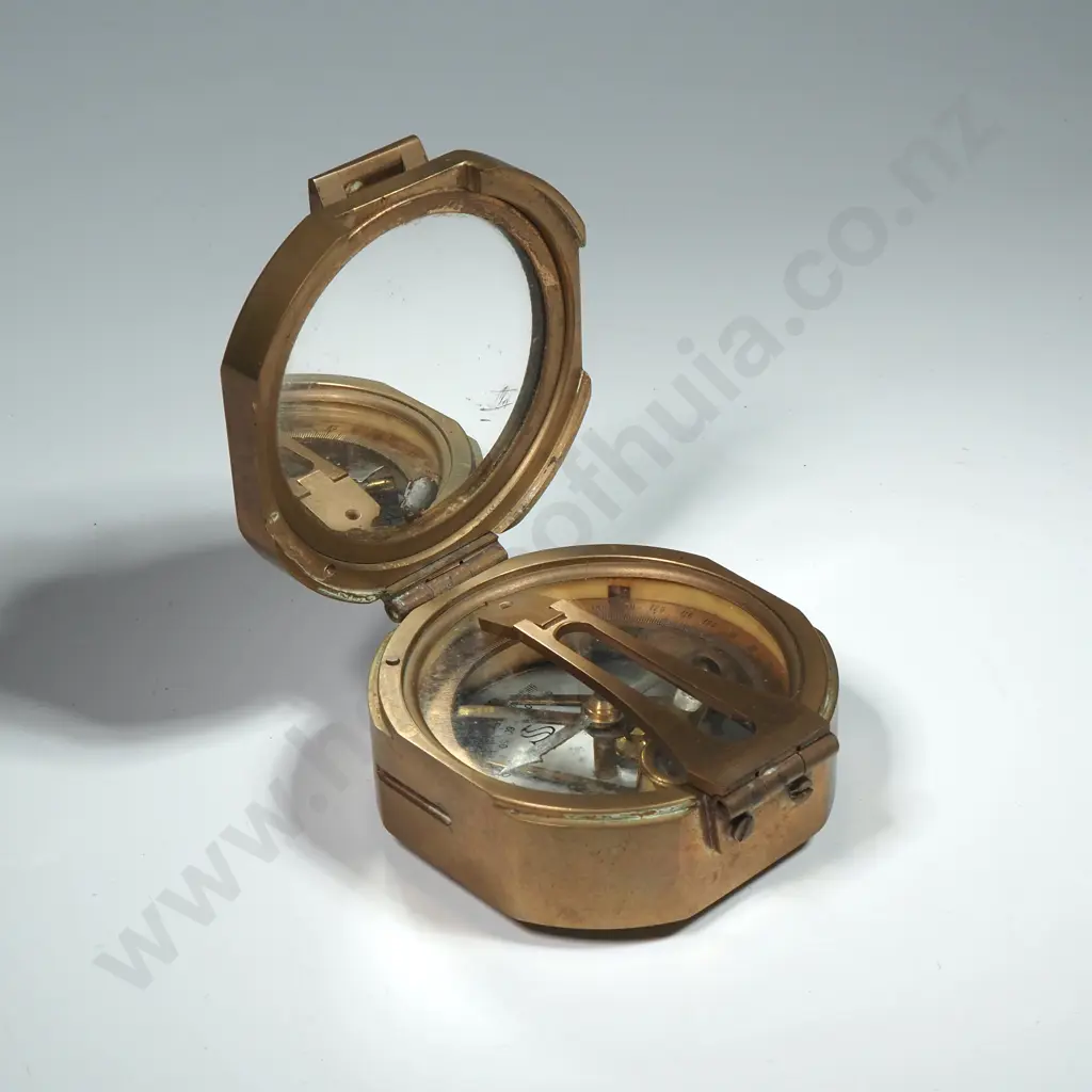 Antique Substianal Compass Scientific Instrument marked T Cooke, London Image 1++
