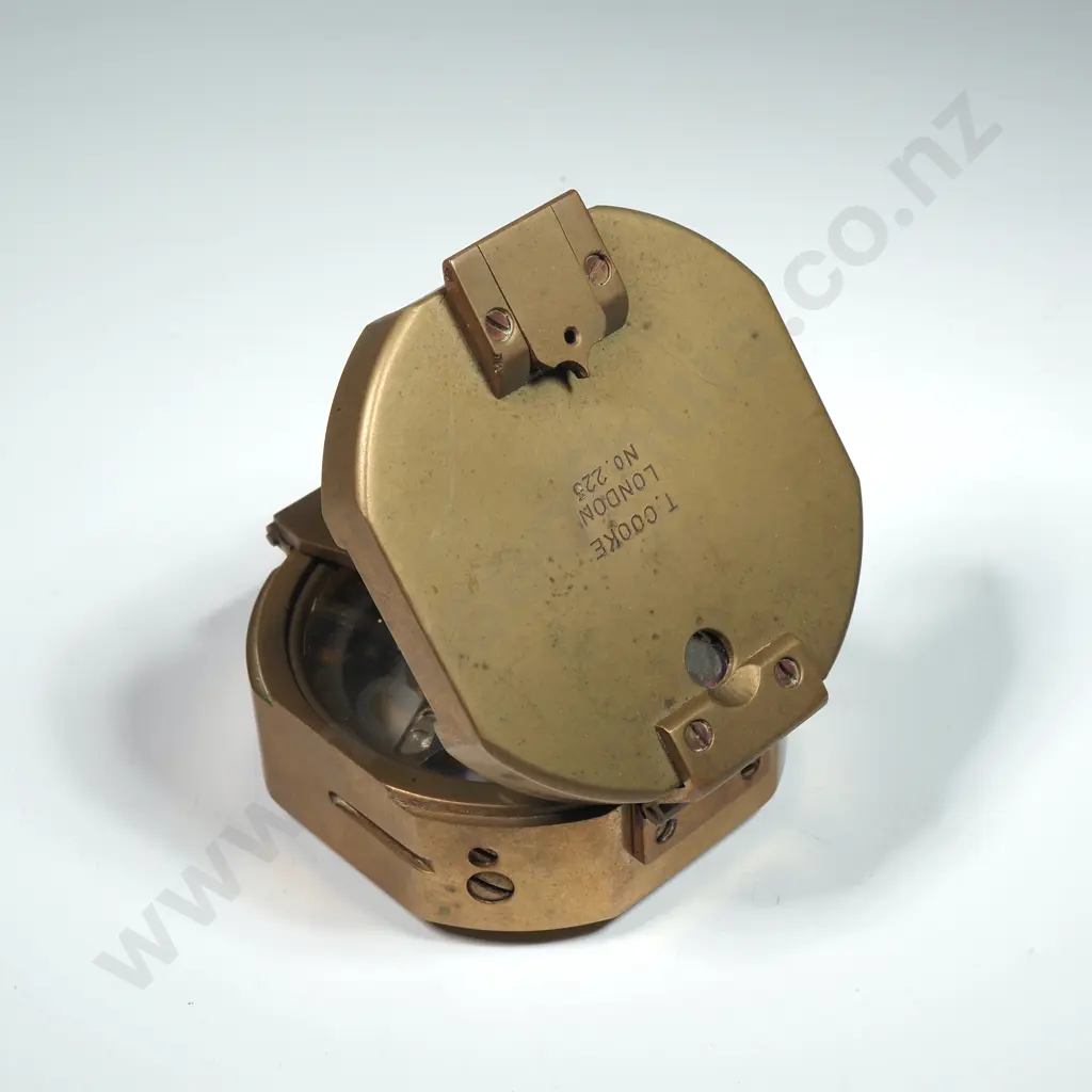 Antique Substianal Compass Scientific Instrument marked T Cooke, London Image 1++