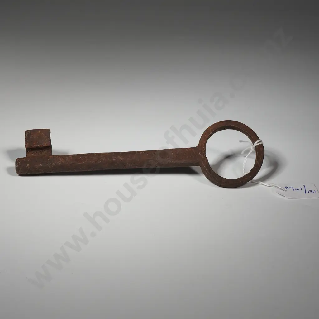 Large Antique Cast Iron Key Image 1++