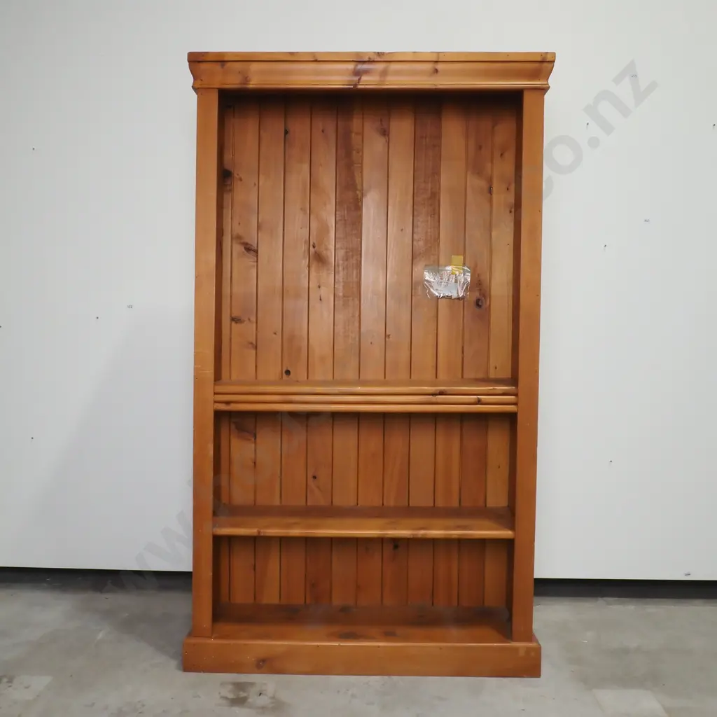 Recycled Rimu Bookcase w Adjustable Shelves Image 1++