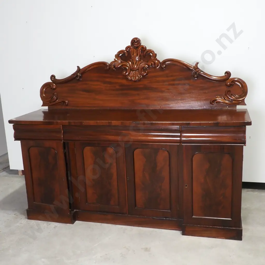 Victorian Mahogany Four Door Sideboard Image 1++