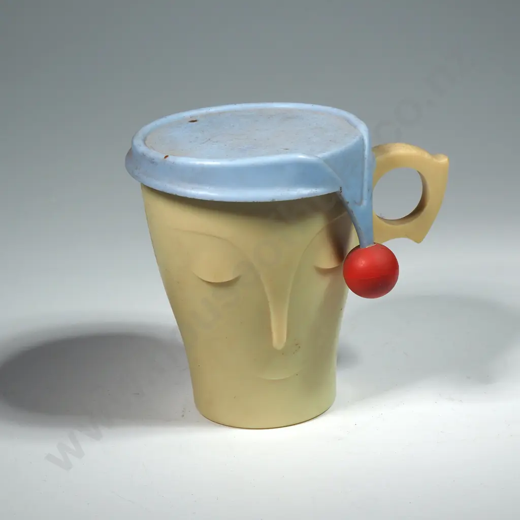 Bournville "Nightcap" Mug Designed By 1949  w Cover Image 1++