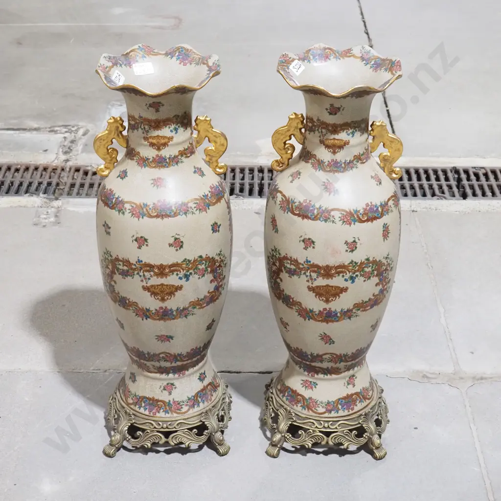 2 x Large Oriental Style Floor Vases Image 1++