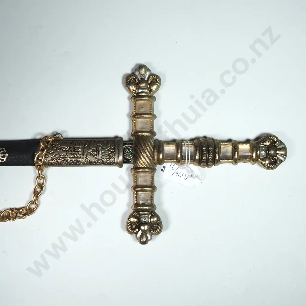 Decorative Sword w Decorative Hilt, Crossguard & Scabbard Image 1++