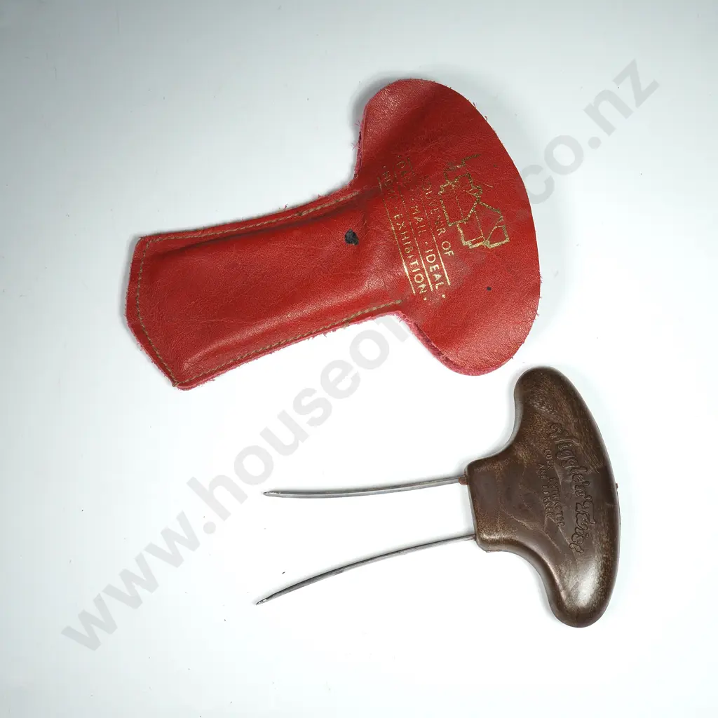 Vintage Wiggle & Twist Cork Extractor & Corker. Souvenir Of Daily Mail Ideal Home Exhibition Image 1++