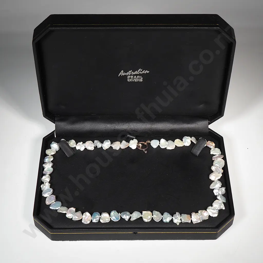 Stunning Cased Pearl Necklace - Australian Pearl Divers - 460mm Image 1++