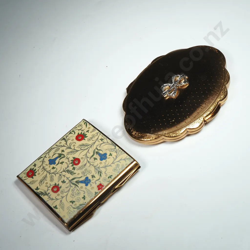 Two Stratton Powder Compacts Image 1++