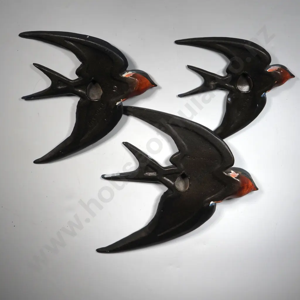 Three Graduated Ceramic Wall Swallows - Made in England - Paint-work A/F Image 1++