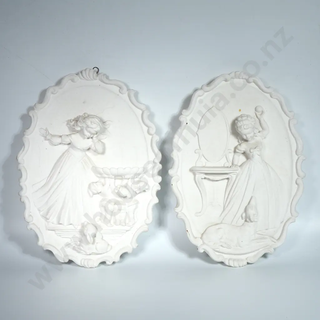 Two Garden Wall Plaques - G. Ruggeri Image 1++