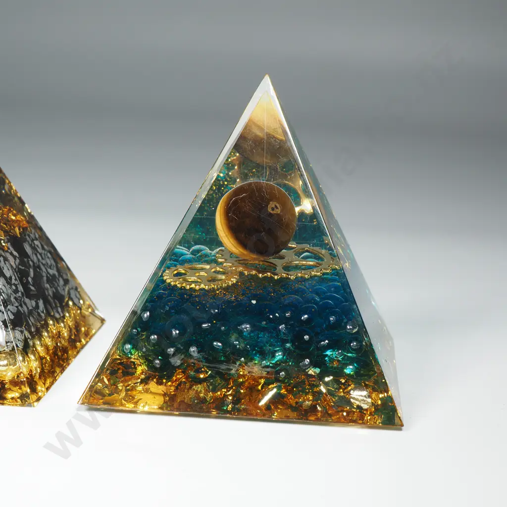Collection of Three Meditation Healing Pyramids- 2 x  Tiger Eye & Obsidean Image 1++