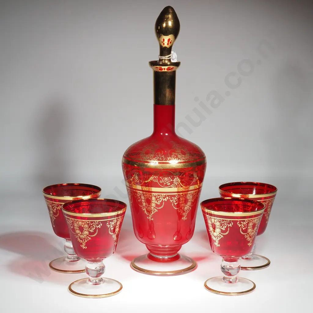 Venetian Red Glass Decanter w Gold Gilt Detailing & Four Matching Glasses Image 1++