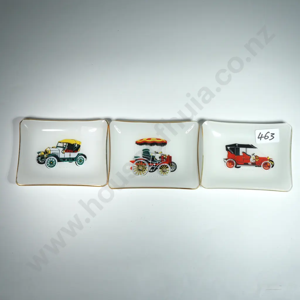 Three Rectangular Glass Ashtray Decorated w Vintage Cars - Austin, Ford & Daimler  Image 1++