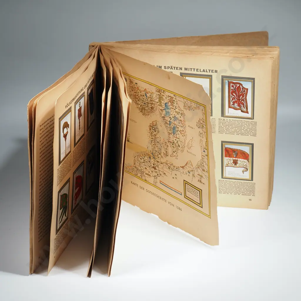 Historic Flags Album - 240 Cards, Germany 1932. Image 1++