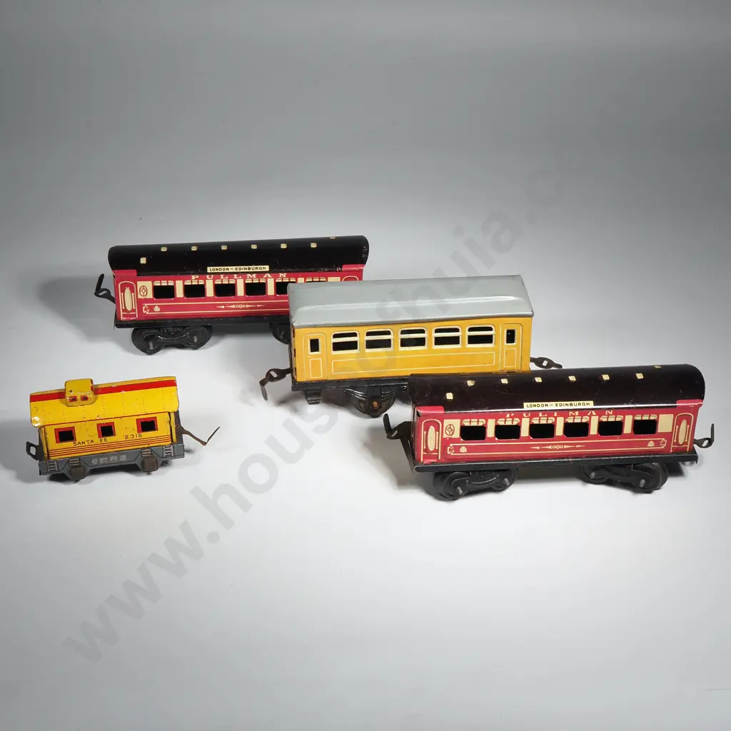 Three Tin Train Passenger Cars & Tin Litho Caboose Image 1++