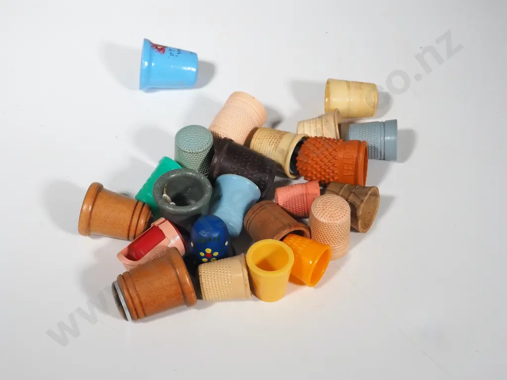 Collection of Plastic, Ivorex and Wood Thimbles Image 1++