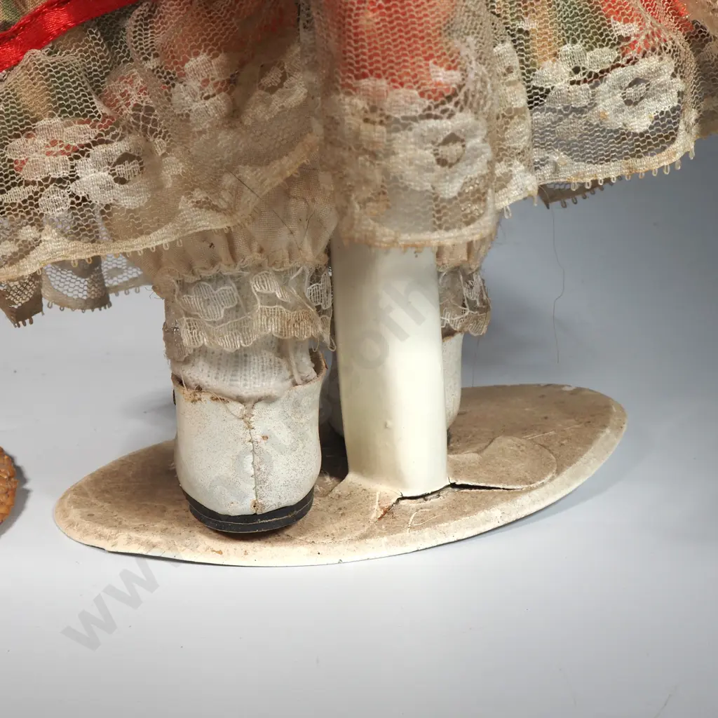 Assorted Lot - Clock, Tape Measure & Two Porcelain Dolls Image 1++