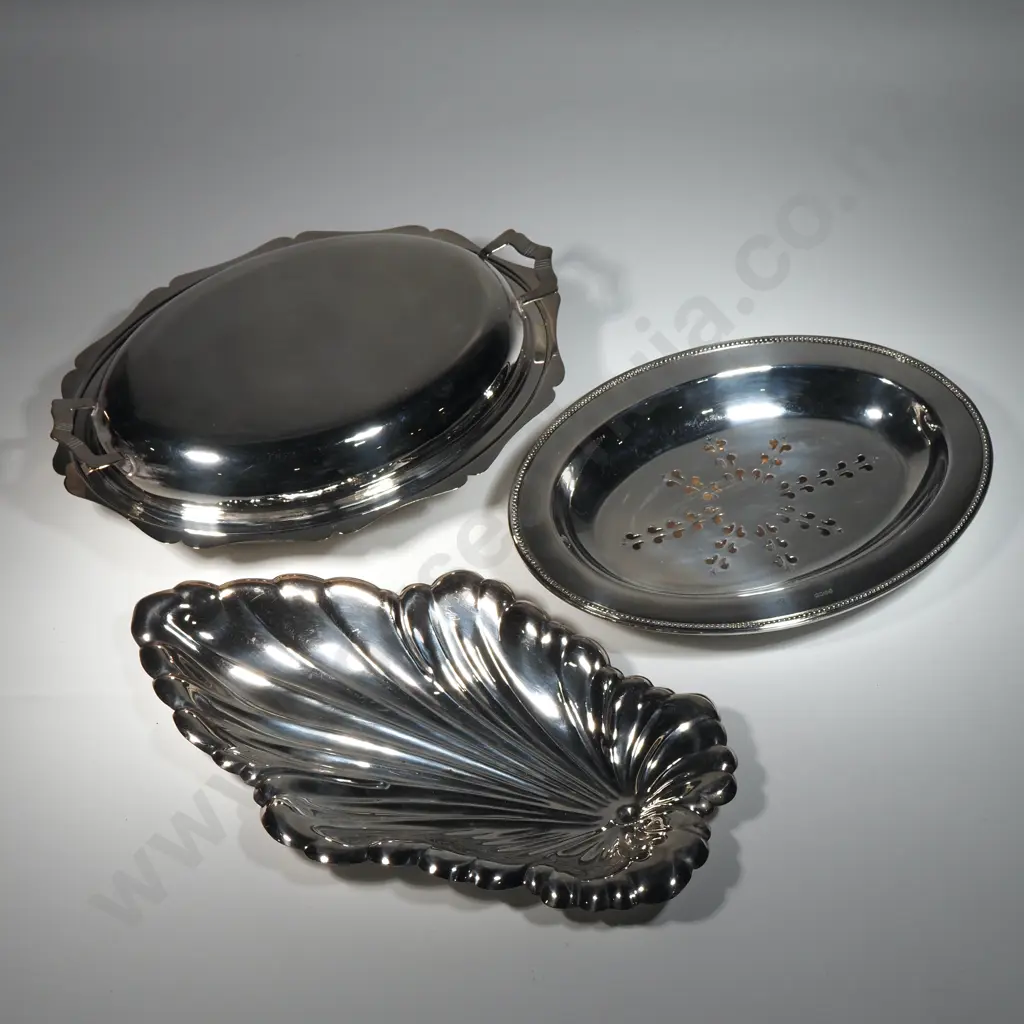 Assorted Silver Plate Items Image 1++
