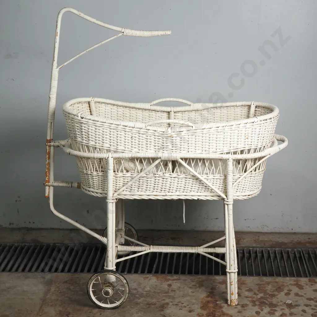 Vintage Cane Baby Bassinet/ Moses Basket on Stand w Wheels & Handles Image 1++
